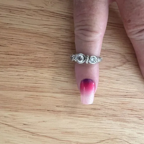 Vintage Judith Ripka Sterling Silver 3 CZ Stone circa late 90's Ring Size 6 - Picture 4 of 10